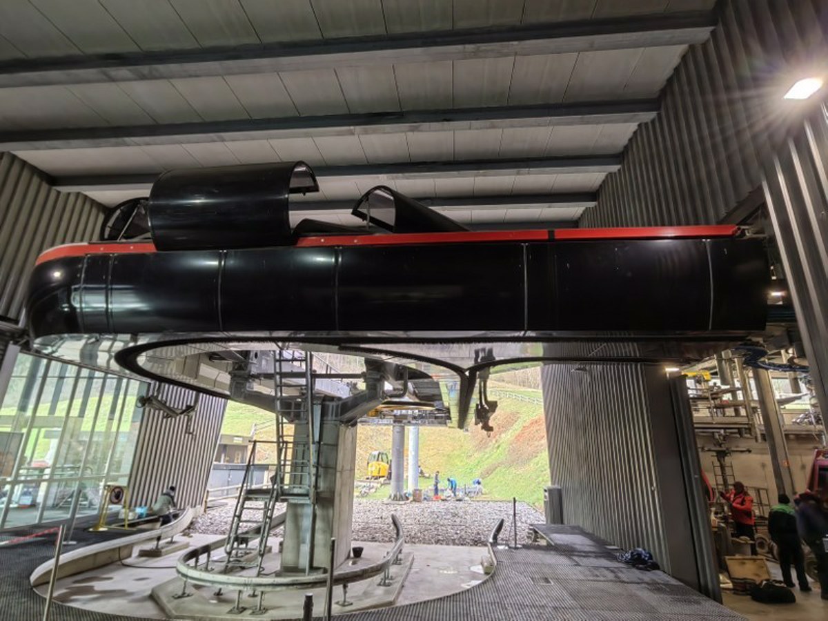 Vzdrževalna dela na pohorski vzpenjači se podaljšujejo še v maj