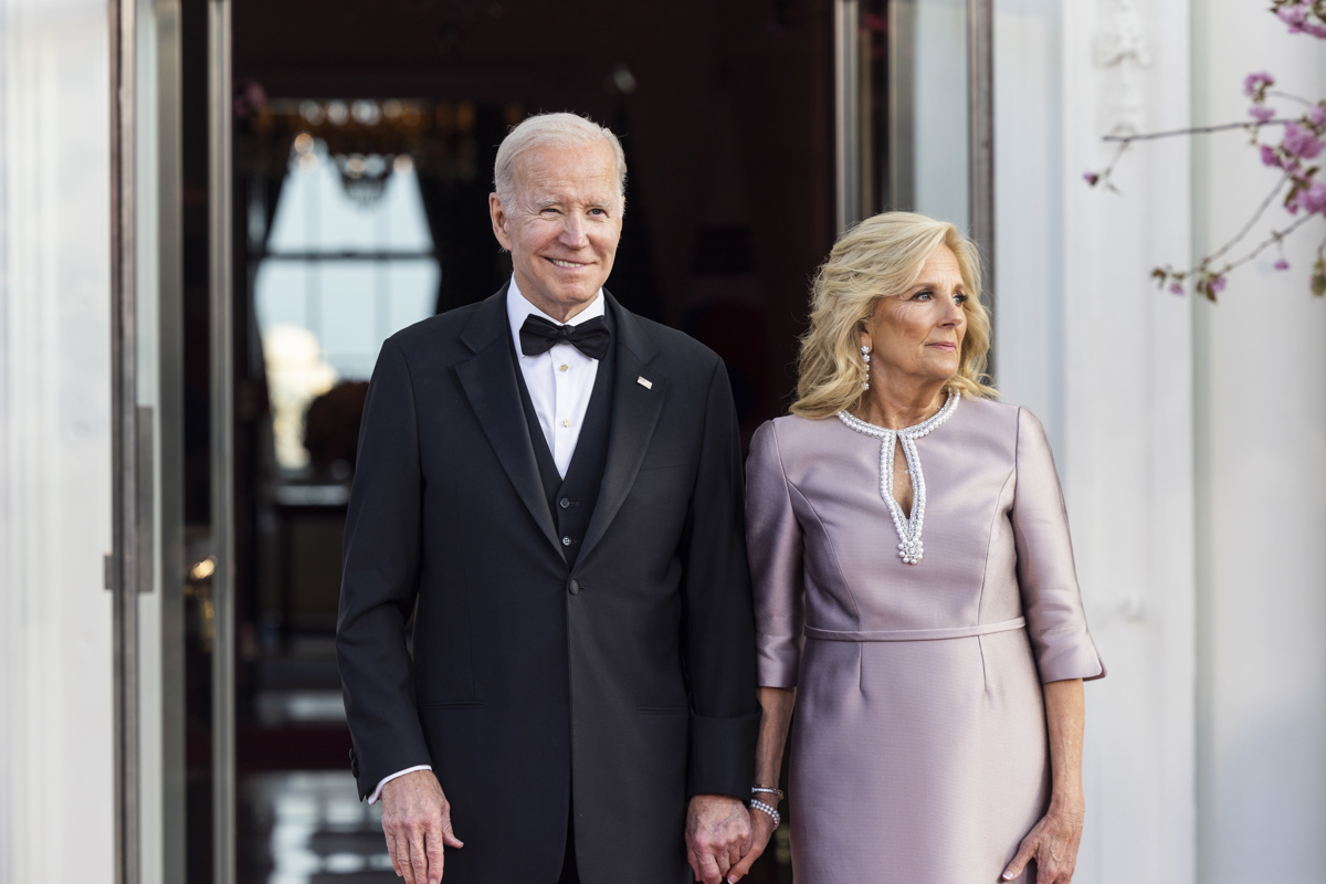 Biden ob najavi za vnovično kandidaturo zavrača pomisleke glede starosti