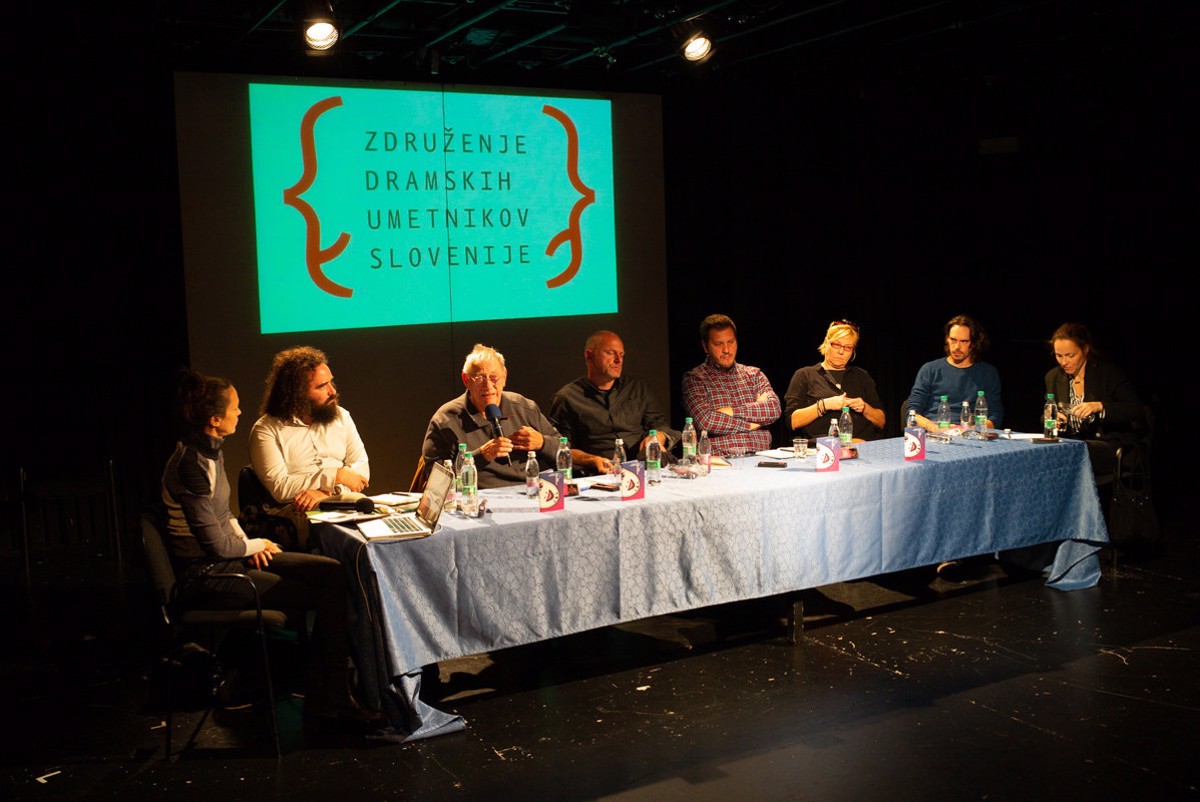 Boj med umetniško vizijo in Excelovo tabelo