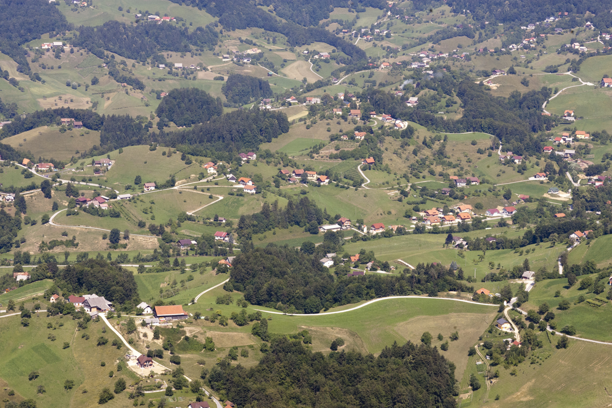 Občine v dogovor o povprečnini s stisnjenimi zobmi