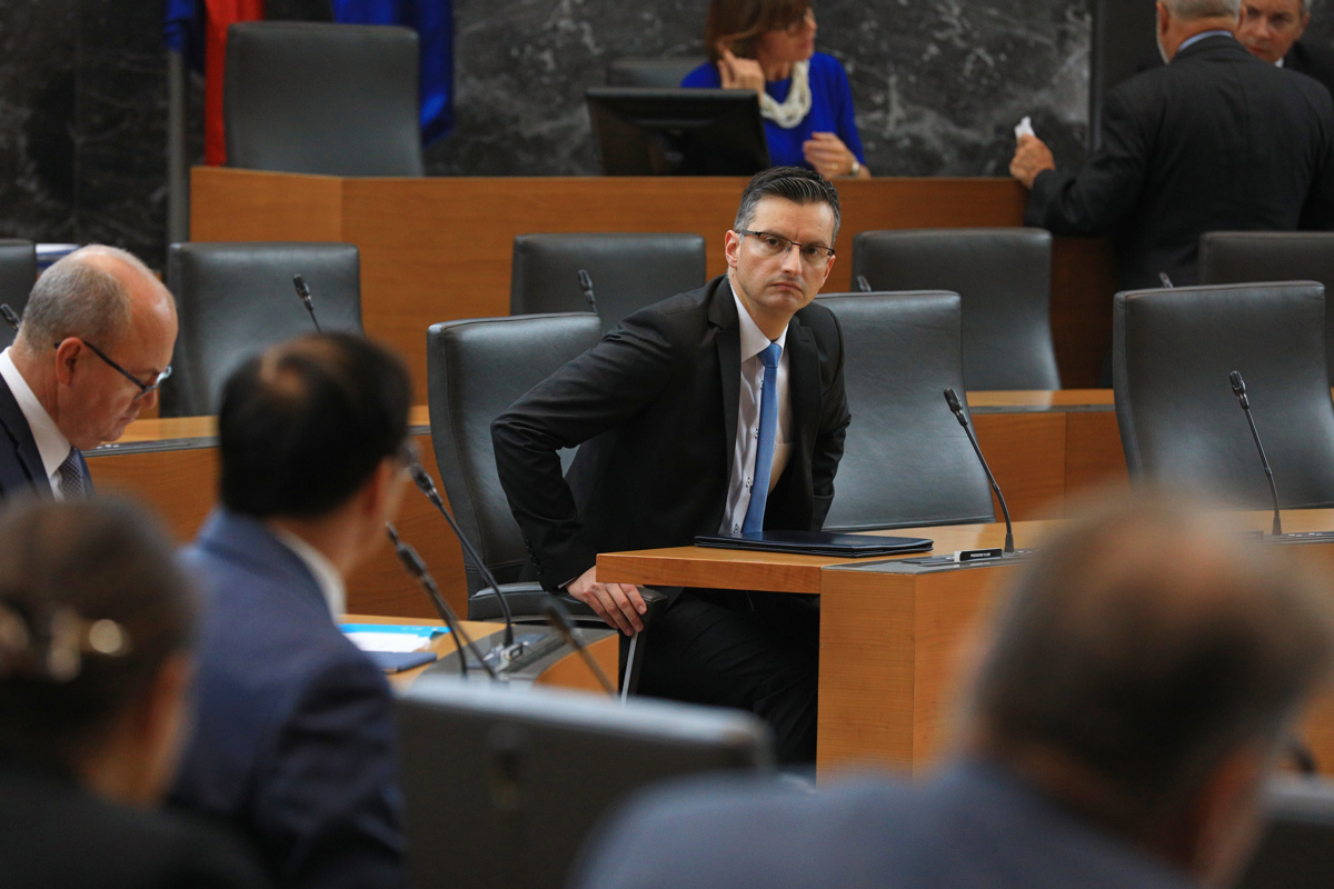 Do dviga minimalne plače z dialogom