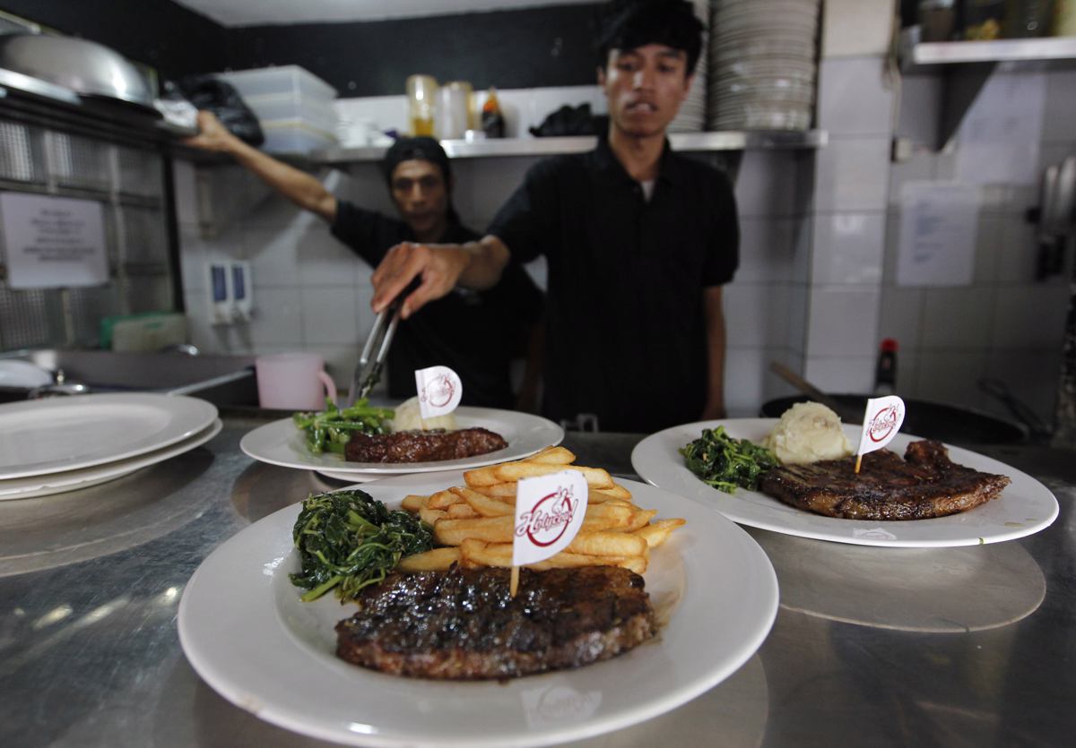 (POGLED) Mar res prepovedati govedino?