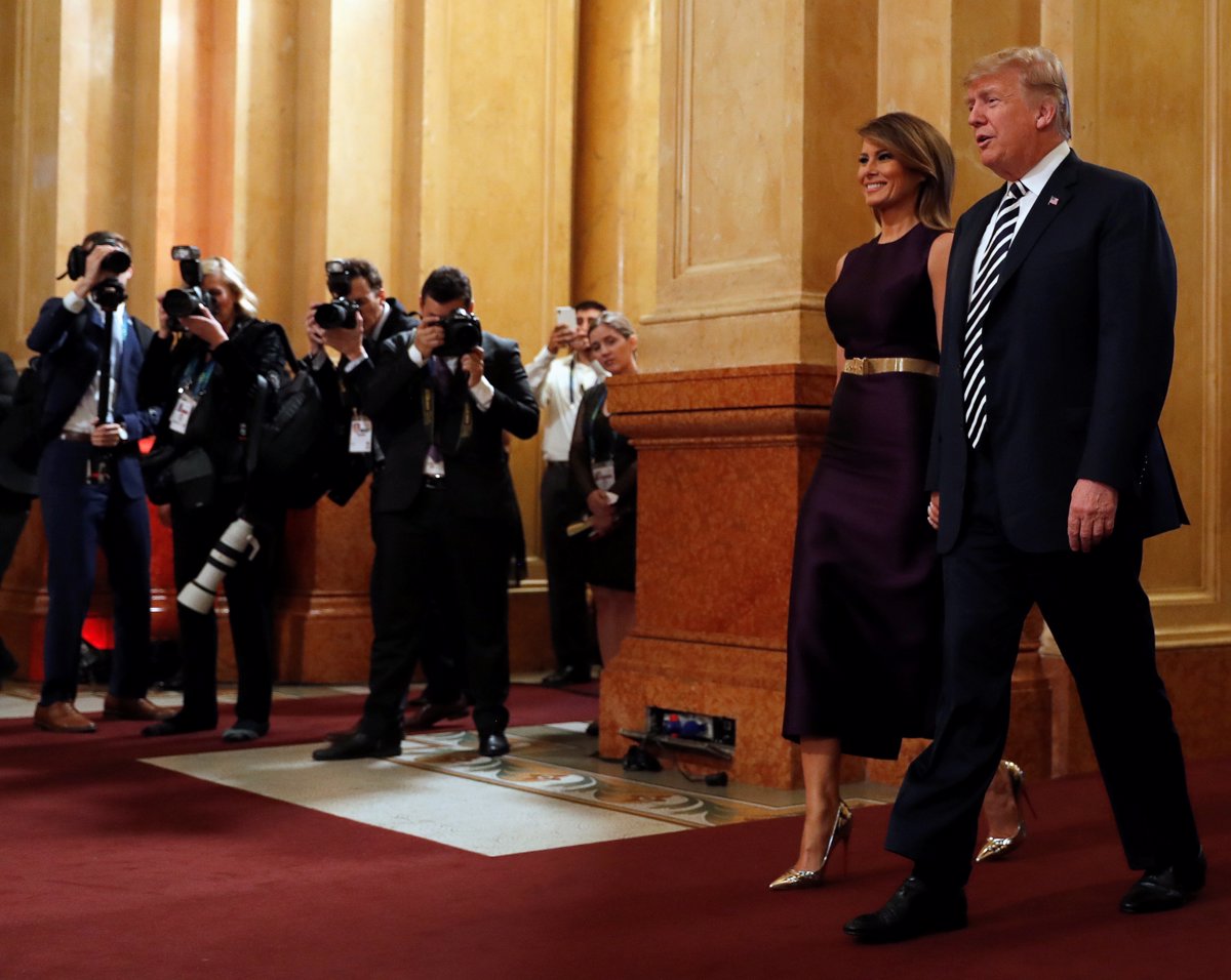 Kremelj potrdil stik s Trumpovim sodelavcem pred volitvami