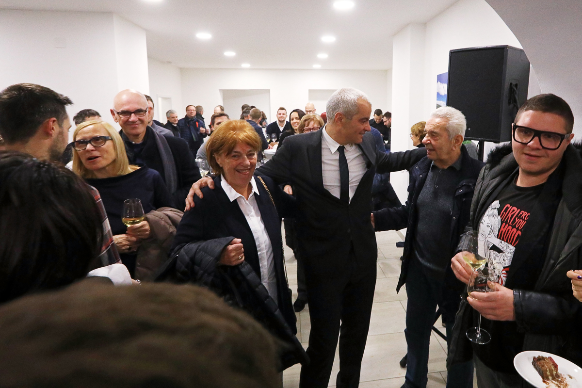 Komisija za etiko in integriteto bo presojala udeležbo sodnika Žirovnika na zabavi župana Arsenoviča