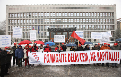 Višja minimalna plača 70 tisoč delavcem