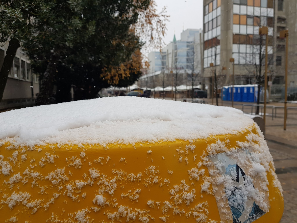 V soboto dopoldne bo nehalo snežiti. Do ponedeljka