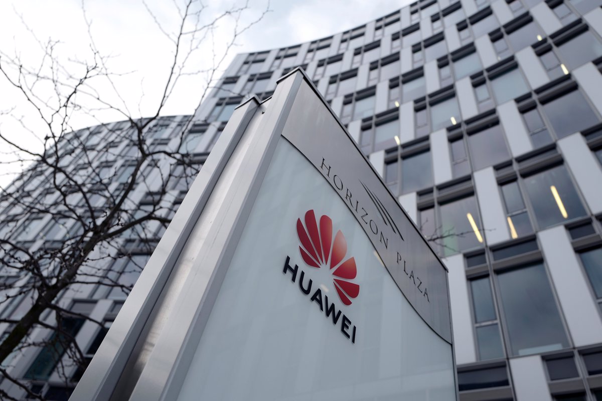 Huawei odpustil na Poljskem prijetega uslužbenca zaradi vohunjenja
