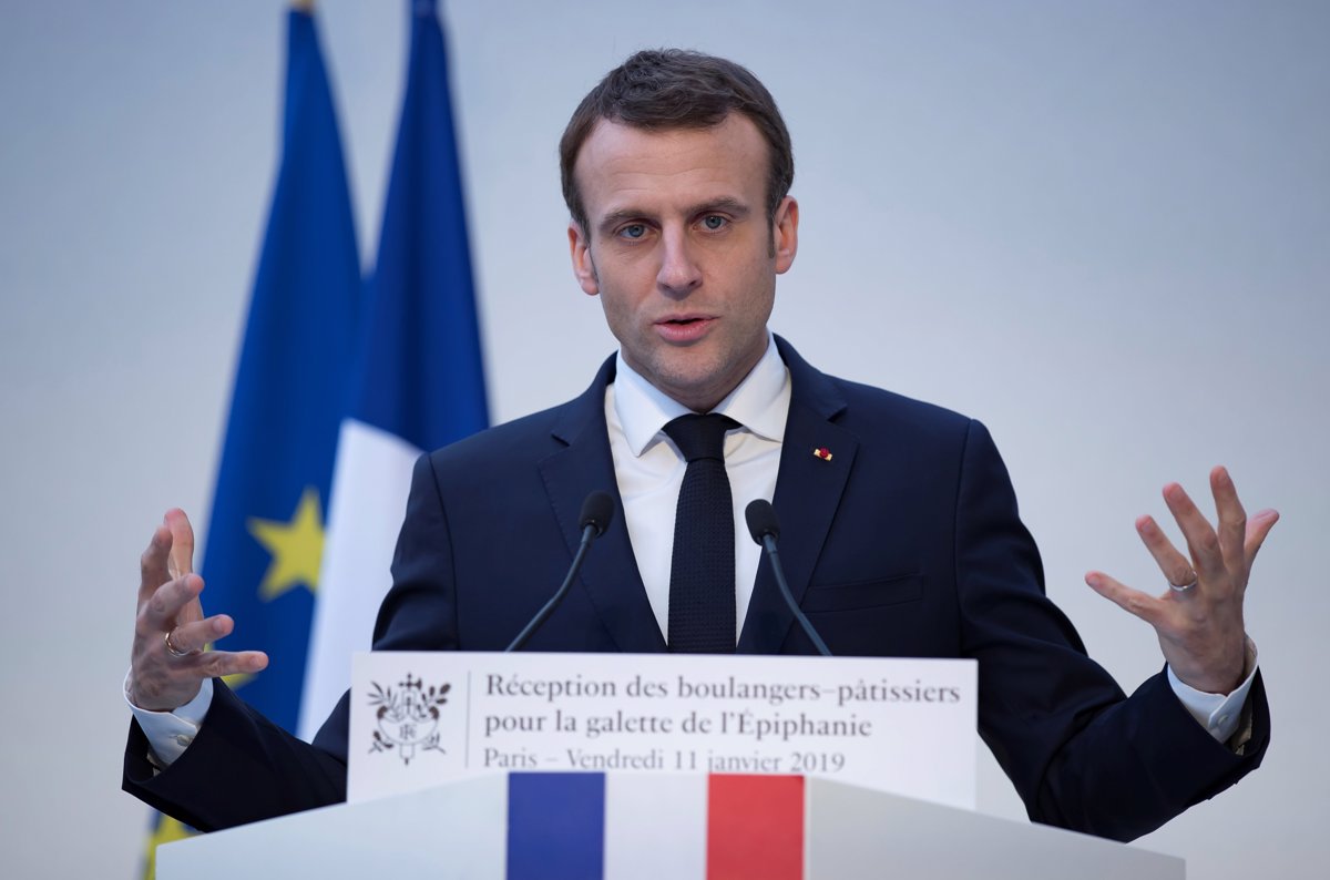 Macron pisal državljanom: Skupaj spremenimo jezo v rešitve!