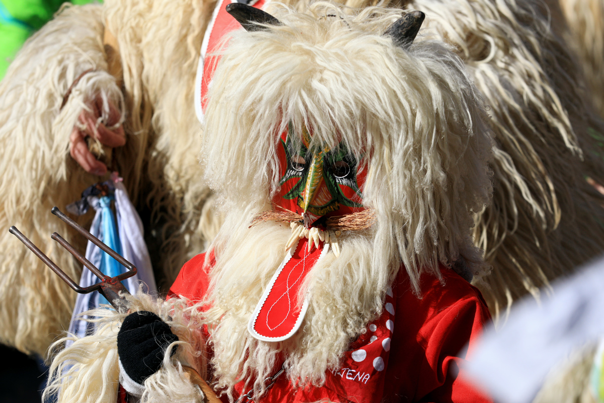 Policija: med pustom ne pozabite na varnost