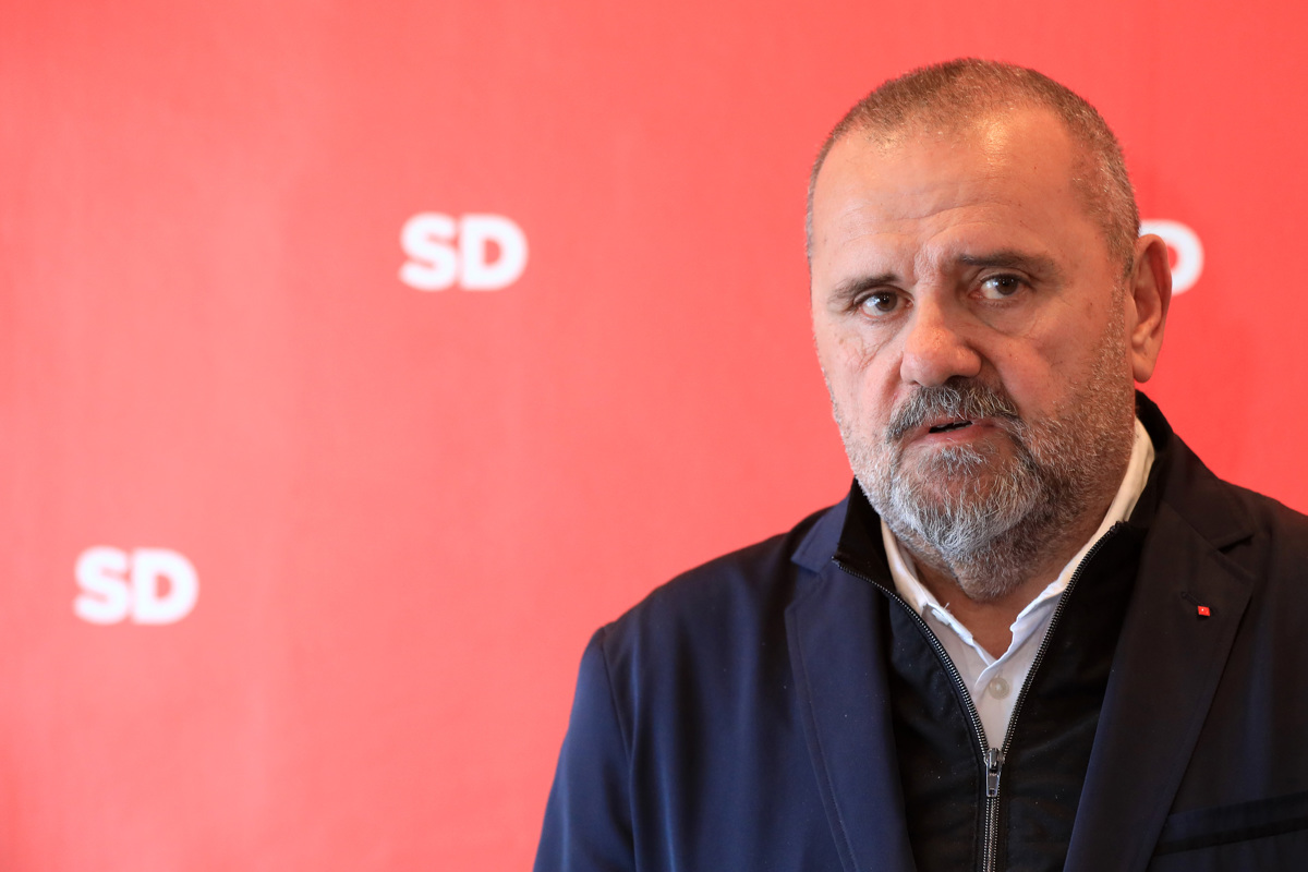 Kandidat za kulturnega minstra Poznič se bo predstavil matičnemu odboru