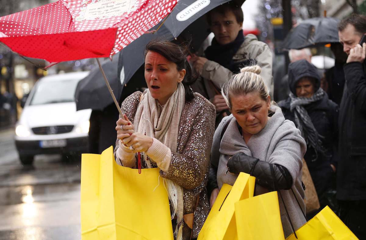 Po sončnem vikendu drugačen začetek tedna: Za severovzhod Slovenije oranžni alarm