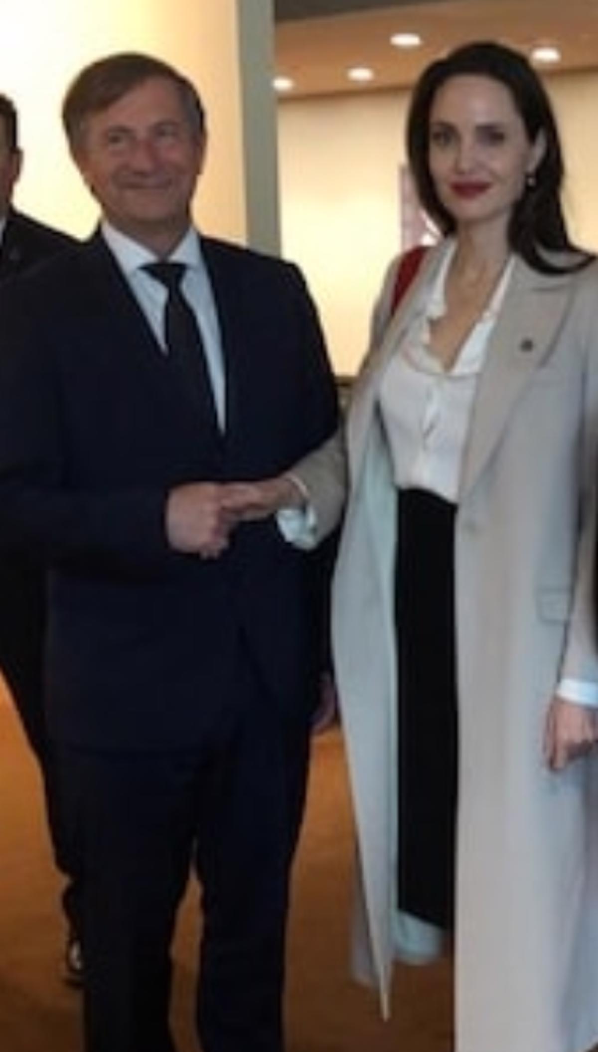 (FOTO) Karl Erjavec spoznal Angelino Jolie: "Slovenijo dobro poznam"