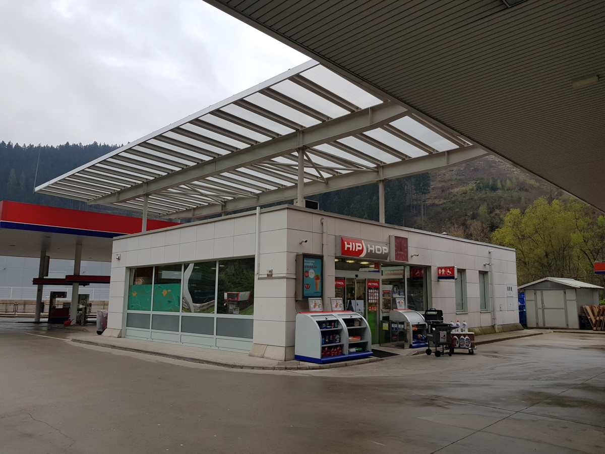 Petrol: Čistega dobička je bilo 20,6 milijona evrov, kar je 49 odstotkov manj kot v lanskem prvem polletju