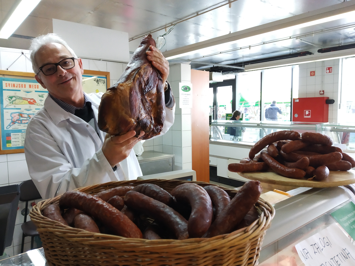 Cene na mariborski tržnici: Koliko stane šunka