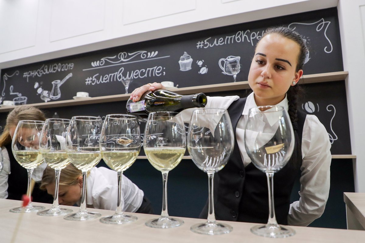 Danes pijejo, jutri bodo plačali