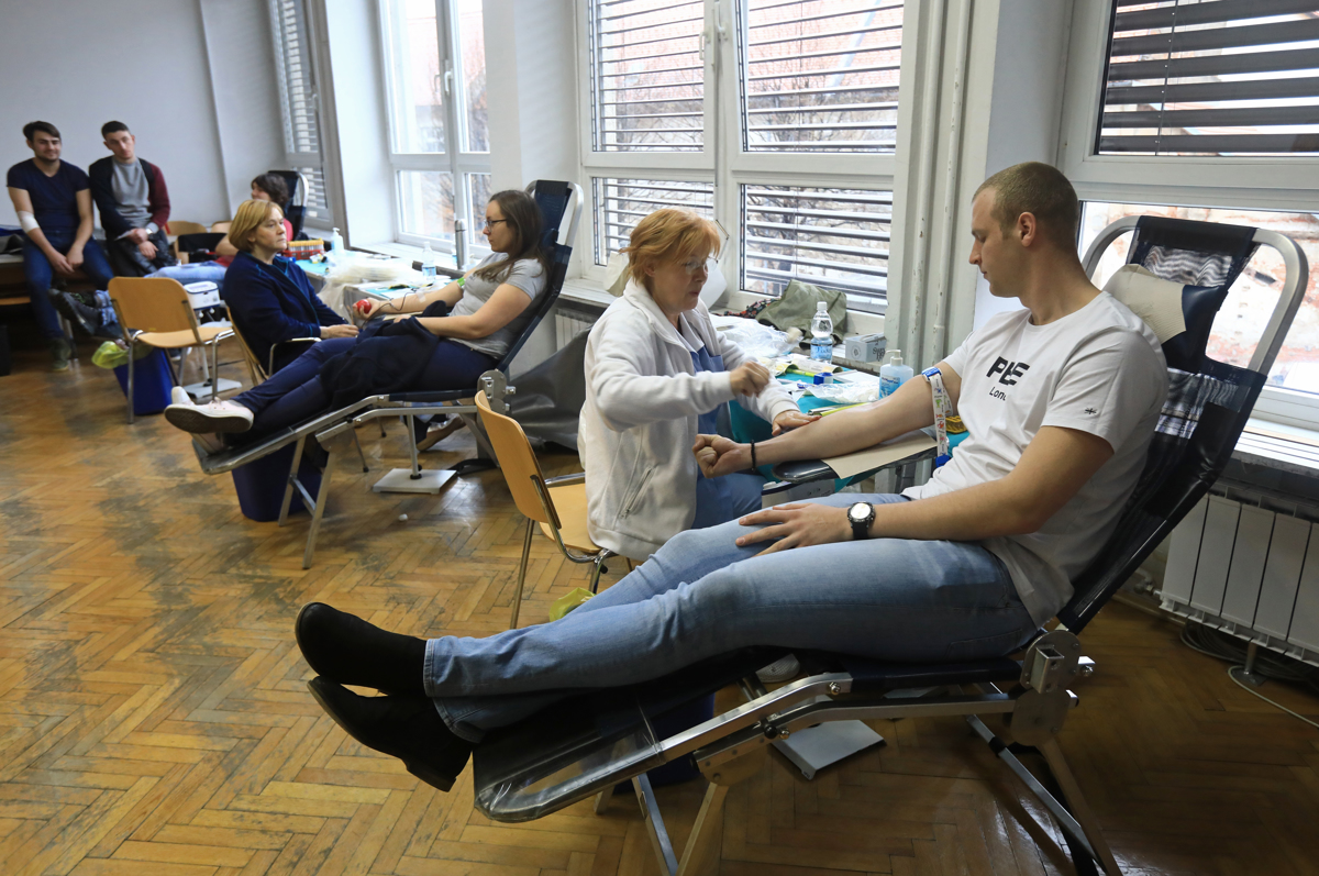 Krvi je v Sloveniji dovolj