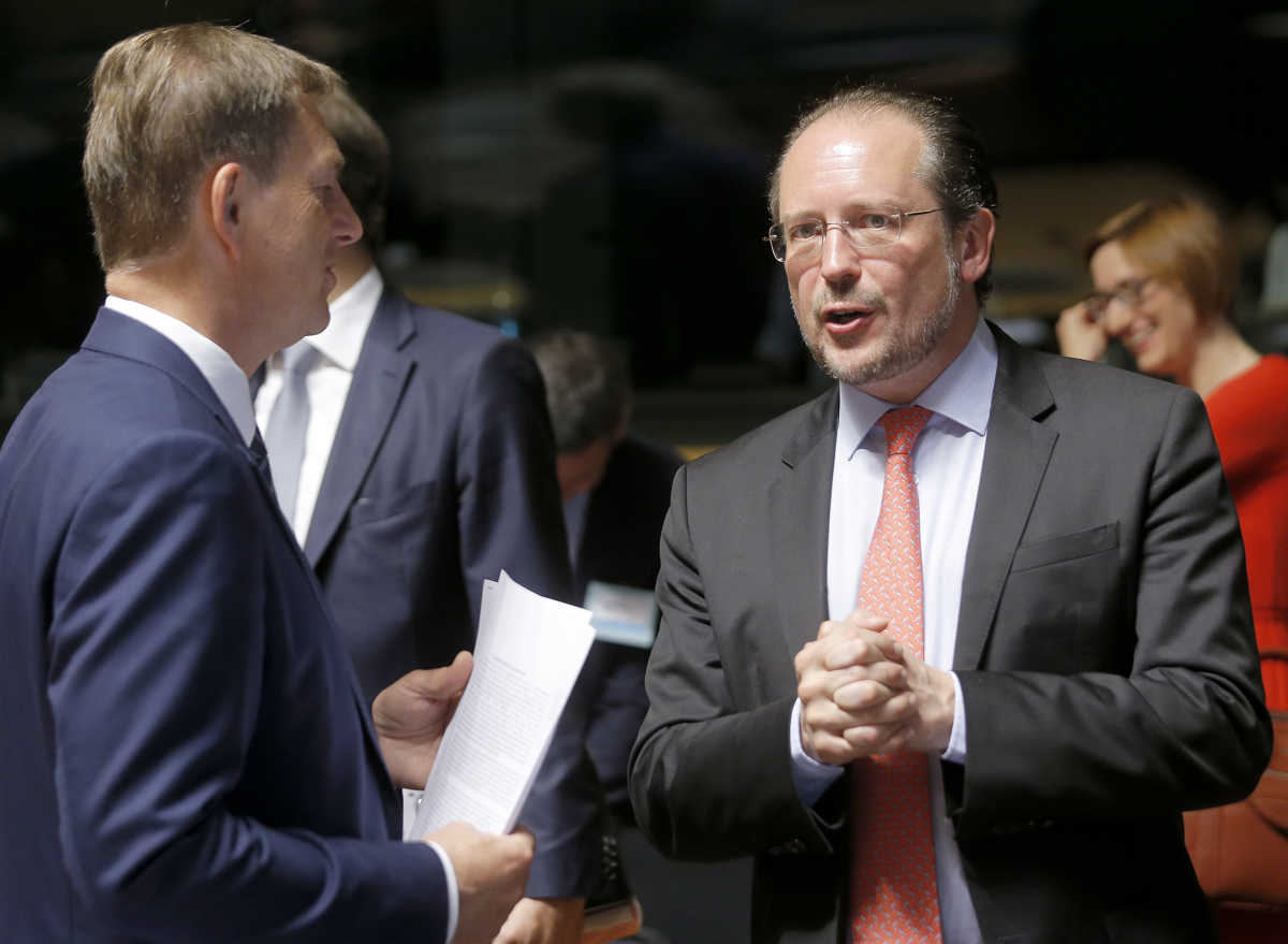 Severna Makedonija in Albanija ostajata na mučnem čakanju