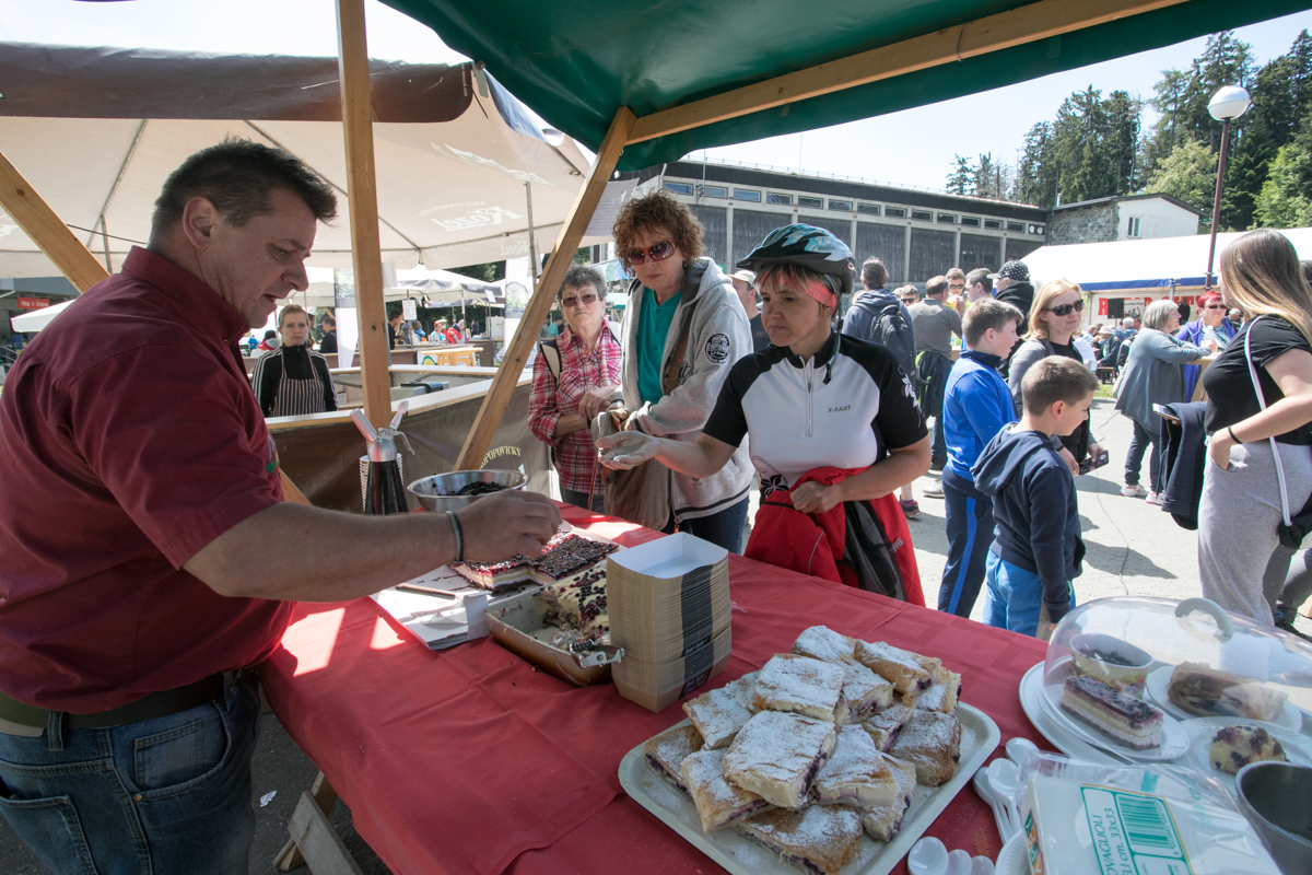 Drugi festival borovnic na Pohorju