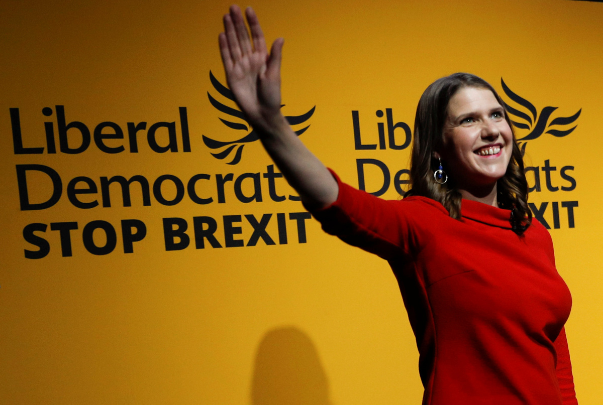 Britanski liberalni demokrati za novo (prvo) predsednico izvolili Jo Swinson