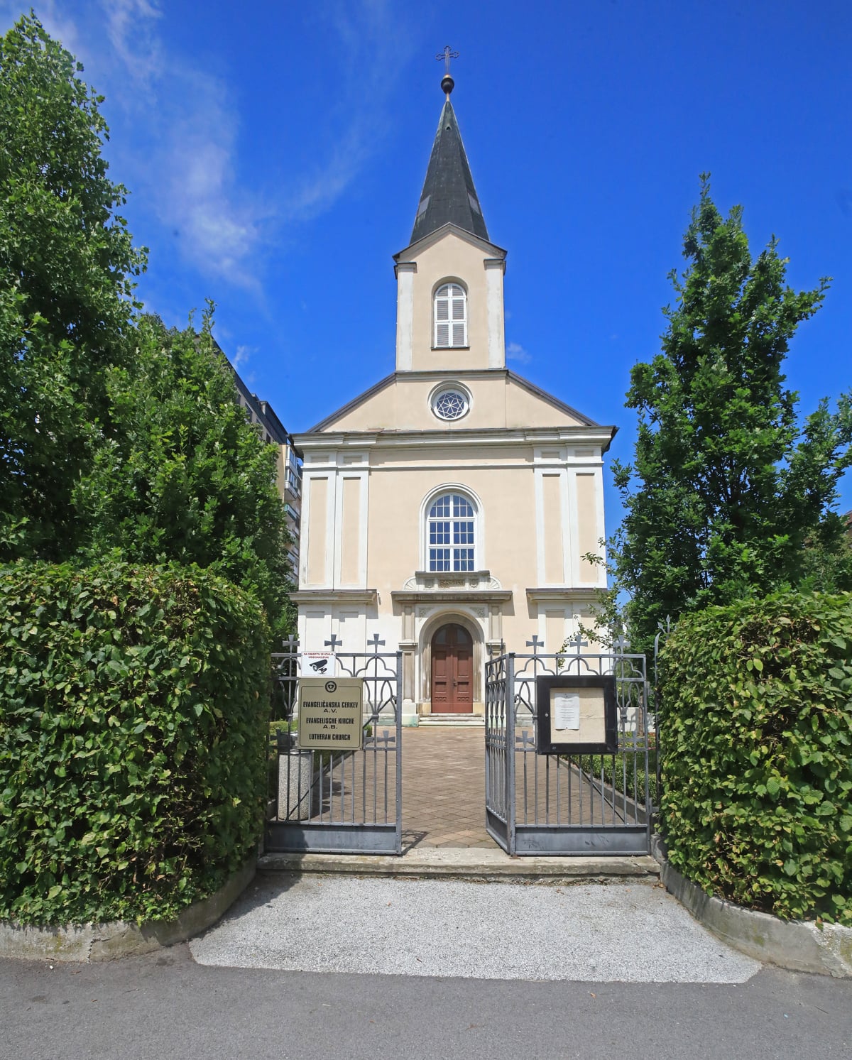 150 let evangeličanske cerkve v Mariboru