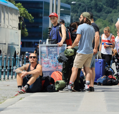 Zamude avtobusov: Ždel je na postaji in čakal