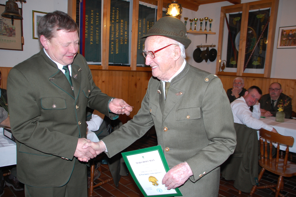 95-letnik od malega zapisan lovcem