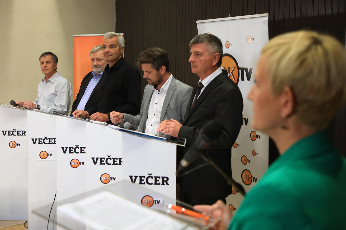 Večerova javna debata: Ena Štajerska ali tri?