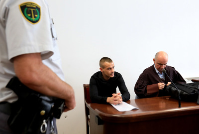 Po grožnjah s palico ga je povozil