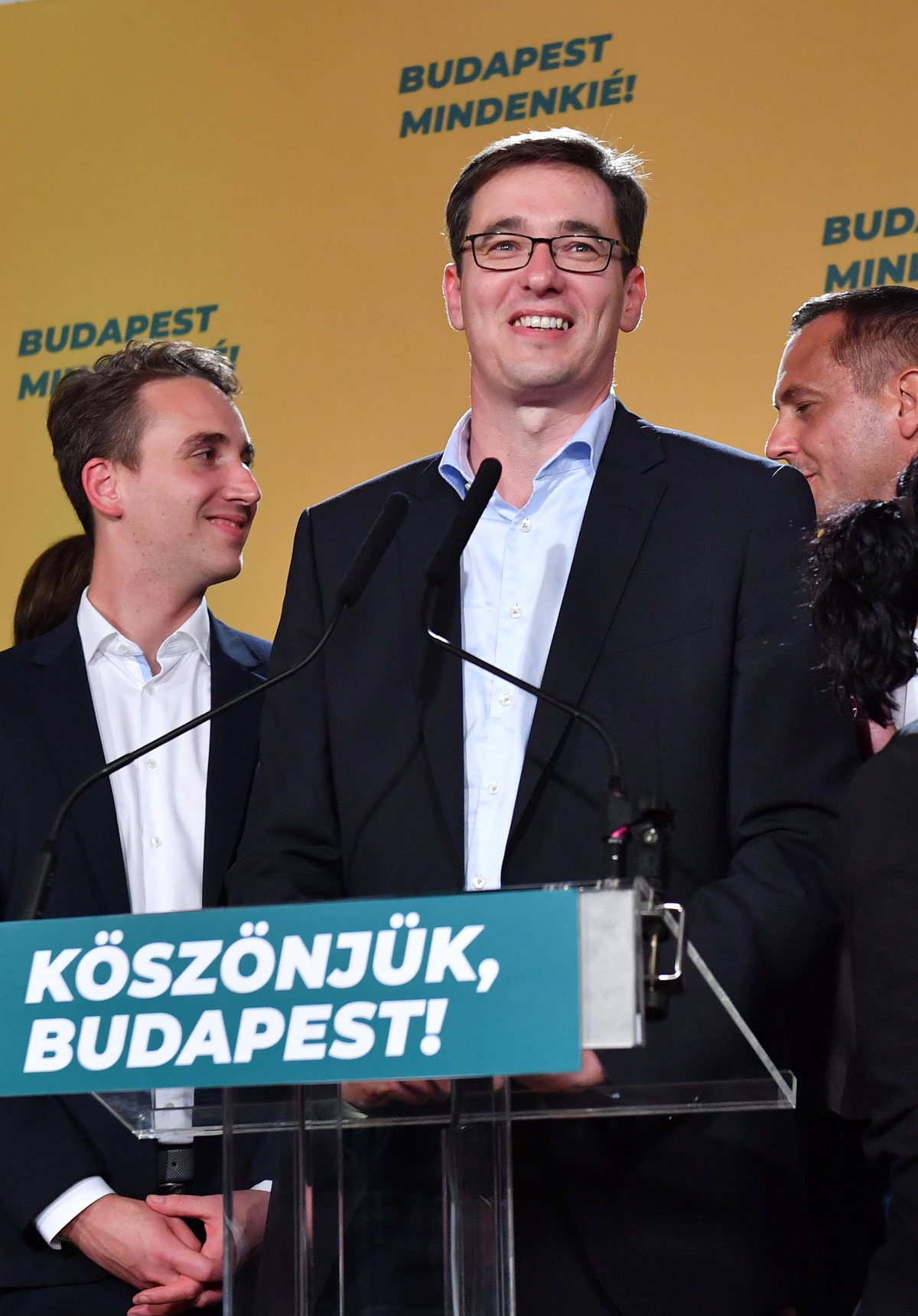 Hud udarec za Orbana: Opozicijski kandidat Karácsony novi župan Budimpešte