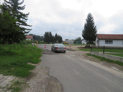 Dela se končno nadaljujejo, v Forminu kmalu po novi cesti