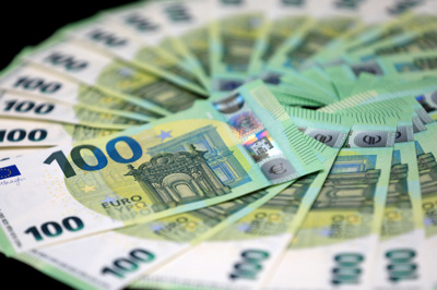 Banke nevredne človeka