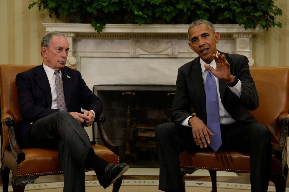 Gneča pred vrati Bele hiše