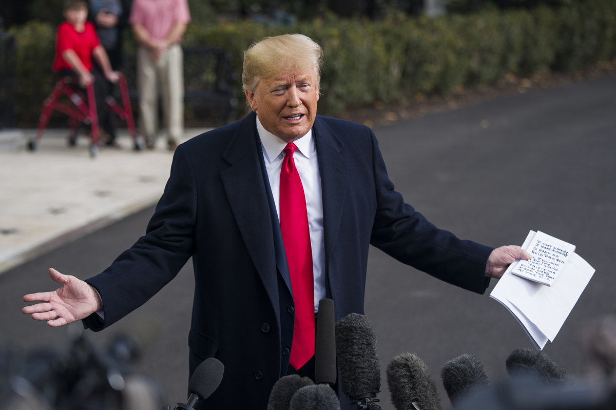 Rušenje Trumpovih okopov