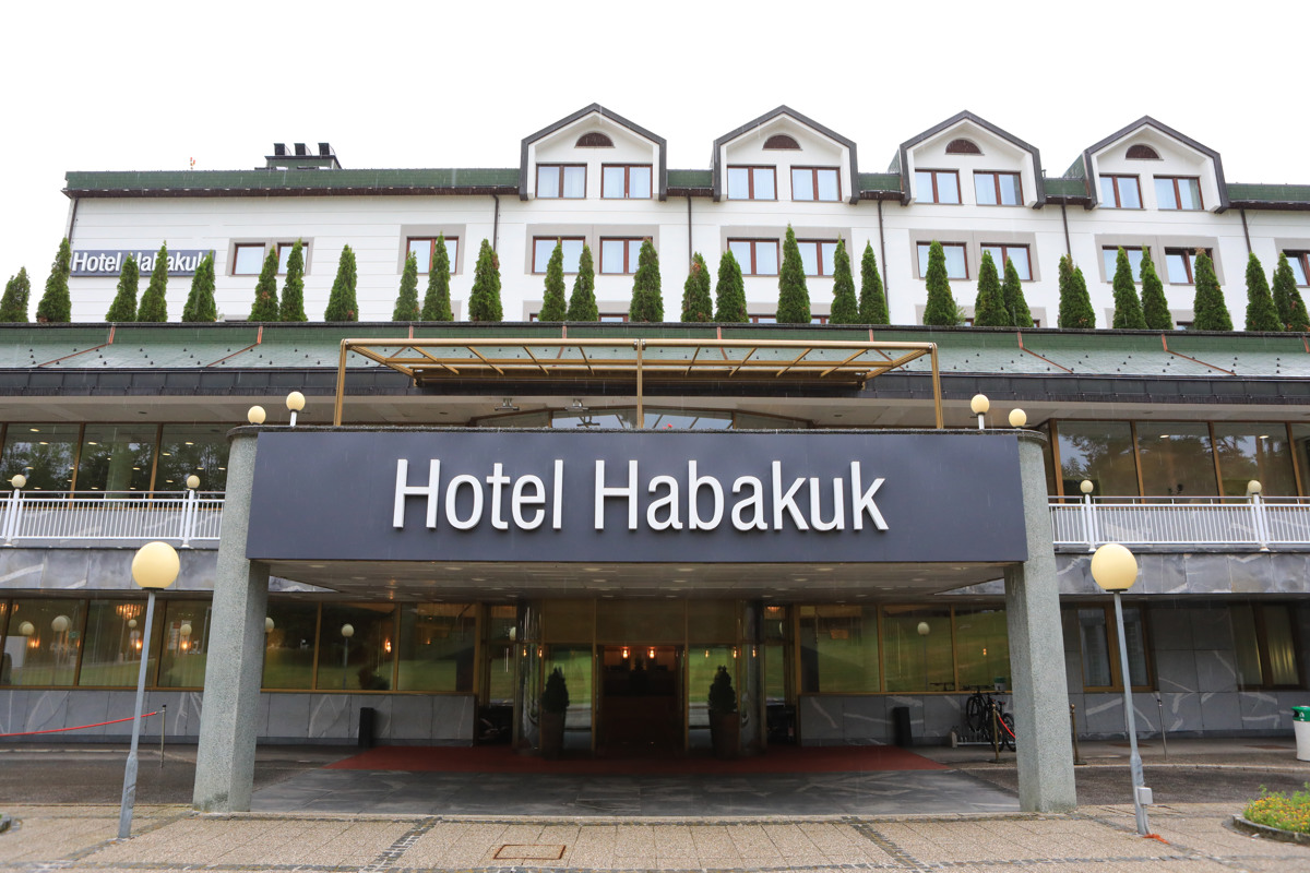 Terme Maribor: Delavci vztrajajo pri stavki, vodstvo odgovarja