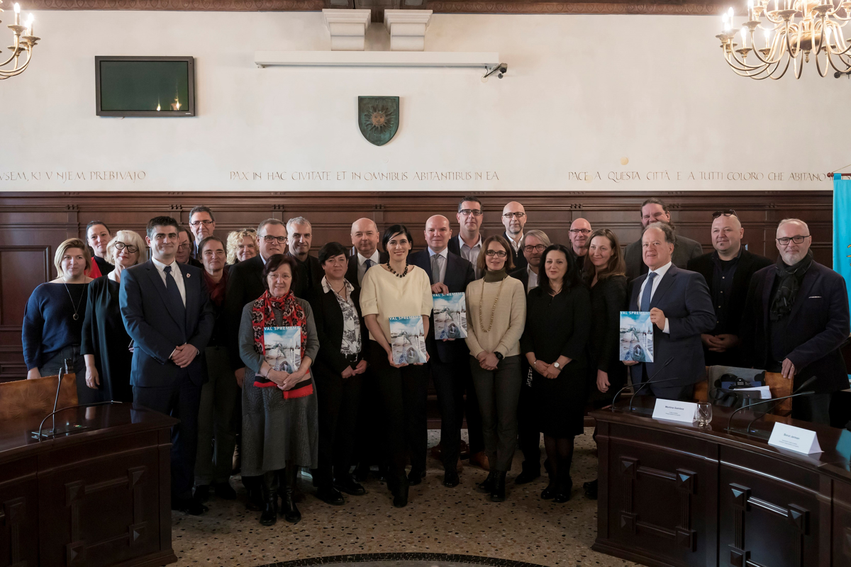Piran: Potrebujemo valove sprememb