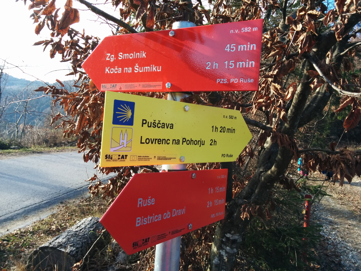 Z Jakobovo romarsko potjo se na območju Lovrenca na Pohorju sreča Emina romarska pot