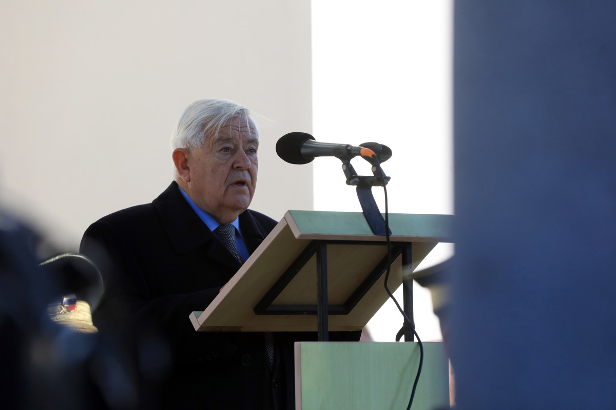 Z vojaškimi častmi slovo od Janeza Stanovnika, ki so mu rekli oče naroda