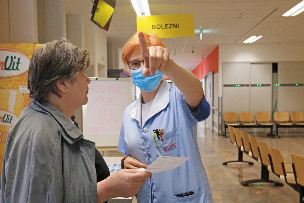 "Verjetno nas bo v prihodnjih mesecih zbolelo veliko. Bistveno pa je, kakšna bo hitrost okužbe"