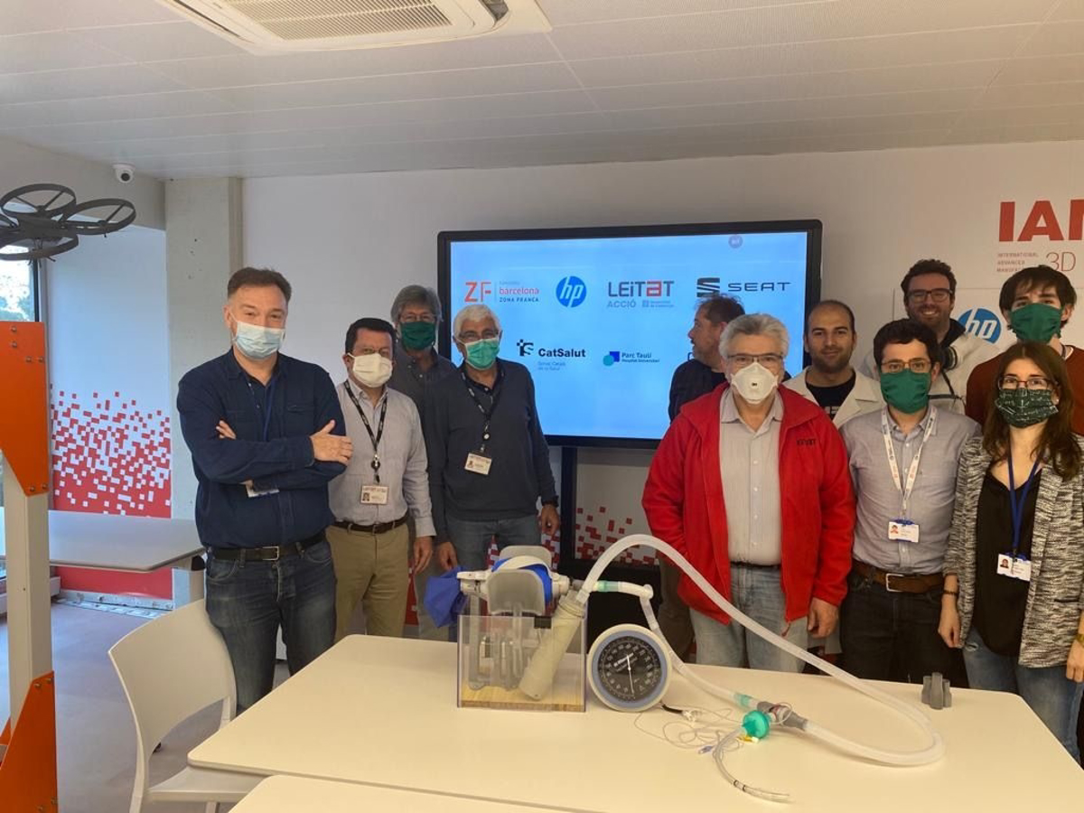 V Kataloniji tiskajo respiratorje s 3D printerji, v bolnišnicah bodo s petkom, znanje želijo deliti s svetom