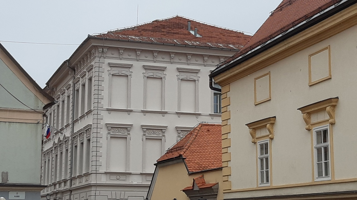 Ptuj: Nujna je menjava ostrešja na osnovni šoli