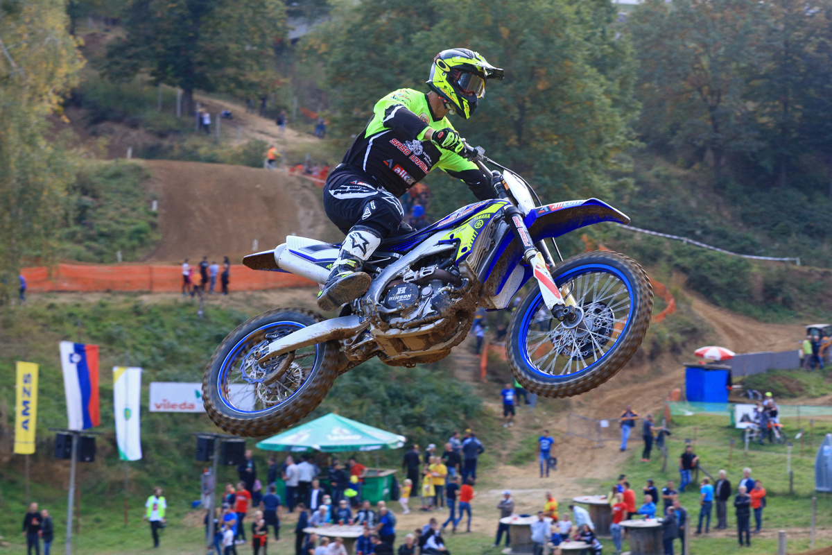 V Radizel po naslove - in yamaho