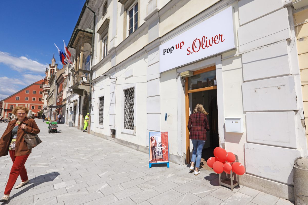 Kaj dela s.Oliver v stavbi občine Maribor?