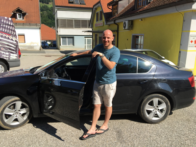 (INTERVJU) Priljubljeni župnik se poslavlja: Če bi imel čarobno palico, da lahko spremenim tri stvari, jih ne bi