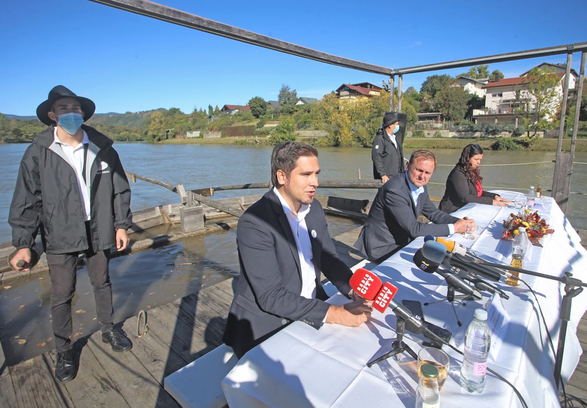 (FOTO) Projekt Naša Drava bo oživljal splavarjenje in športe na in ob reki Dravi