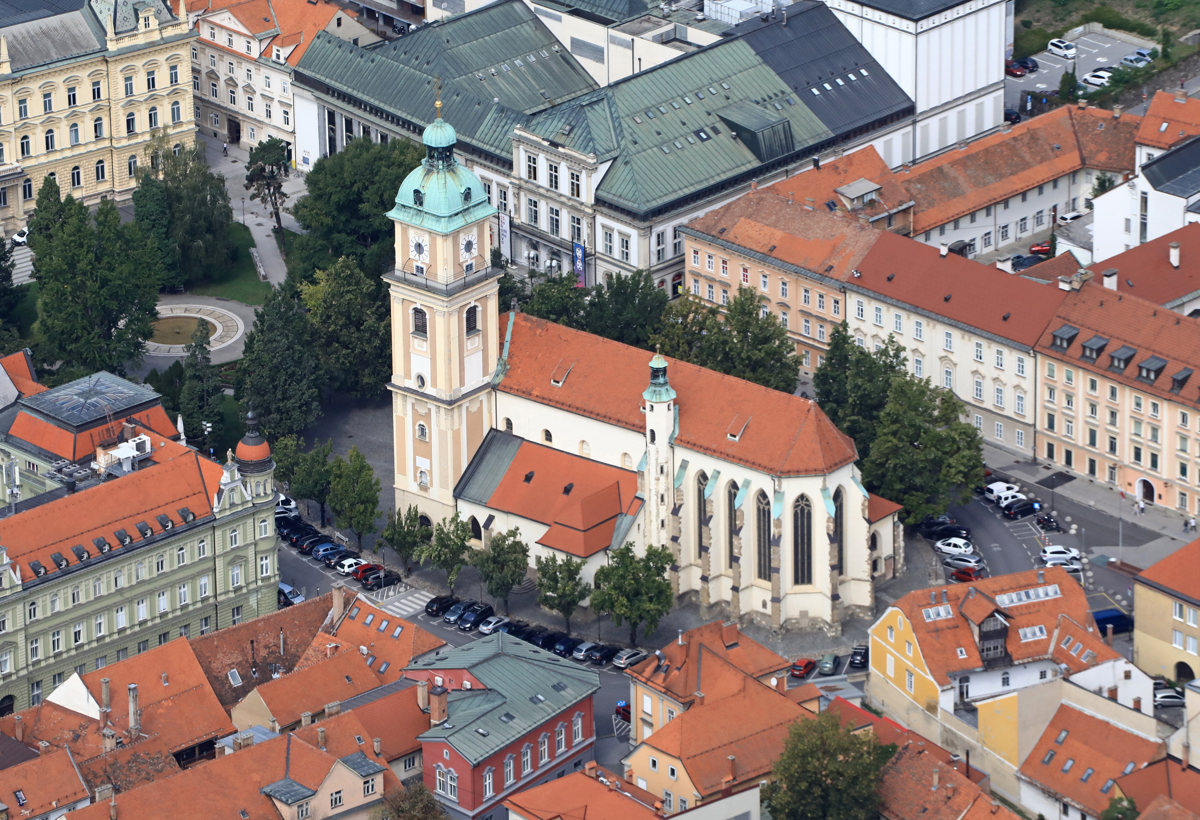 Obnova Slomškovega trga v Mariboru: Brez avtomobilov in po načrtih Borisa Podrecce