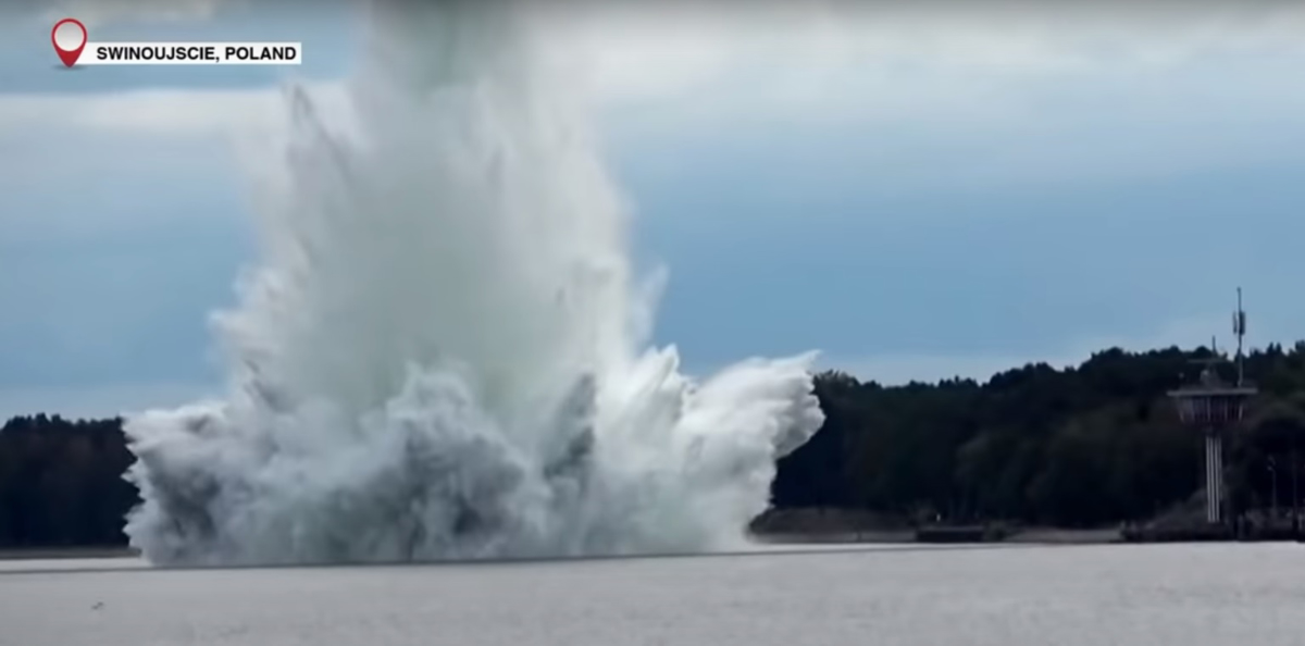 (VIDEO) Tako je bila videti eksplozija: Na daljavo razstrelili 5,4-tonsko bombo iz druge svetovne vojne