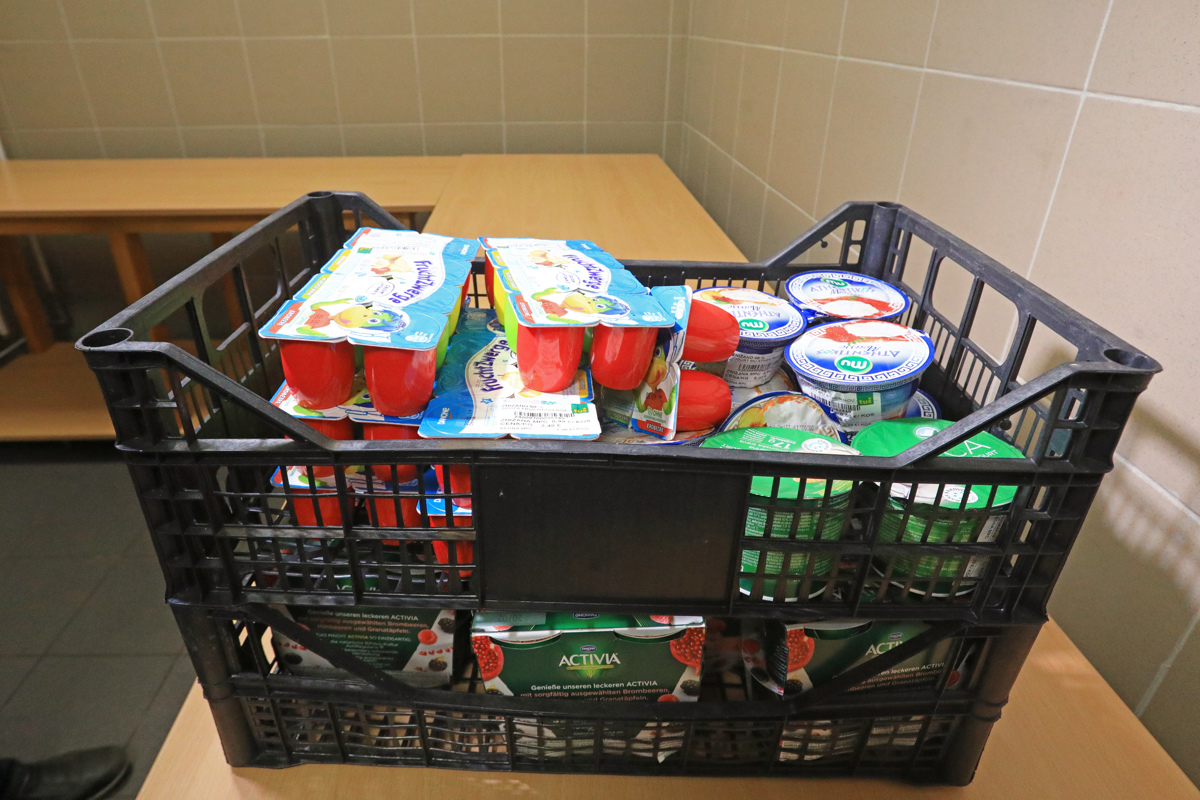 (VIDEO) Ustanoviteljica Anine zvezdice: "Bila sem v hišah, kjer otroci delajo nalogo ob svečah. Naš sistem je gnil"