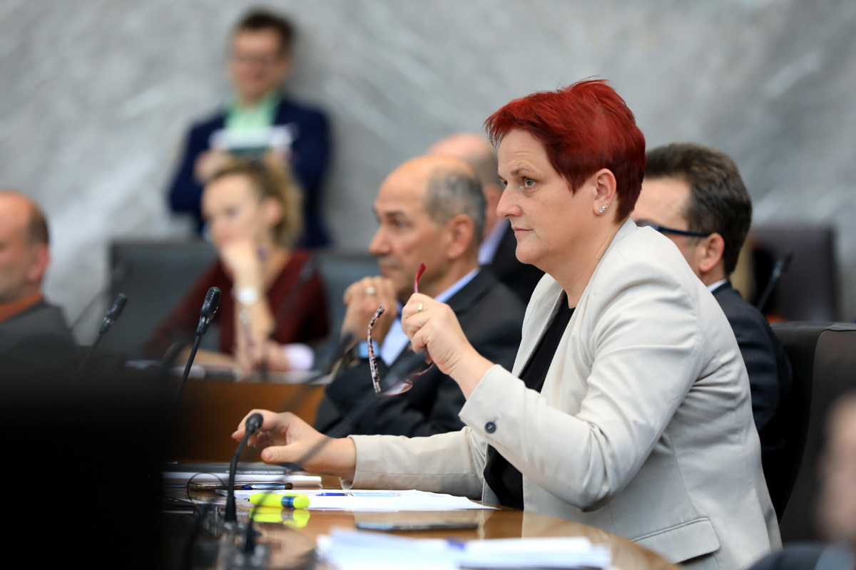 Vlada je Jelko Godec imenovala za državno sekretarko v Janševem kabinetu