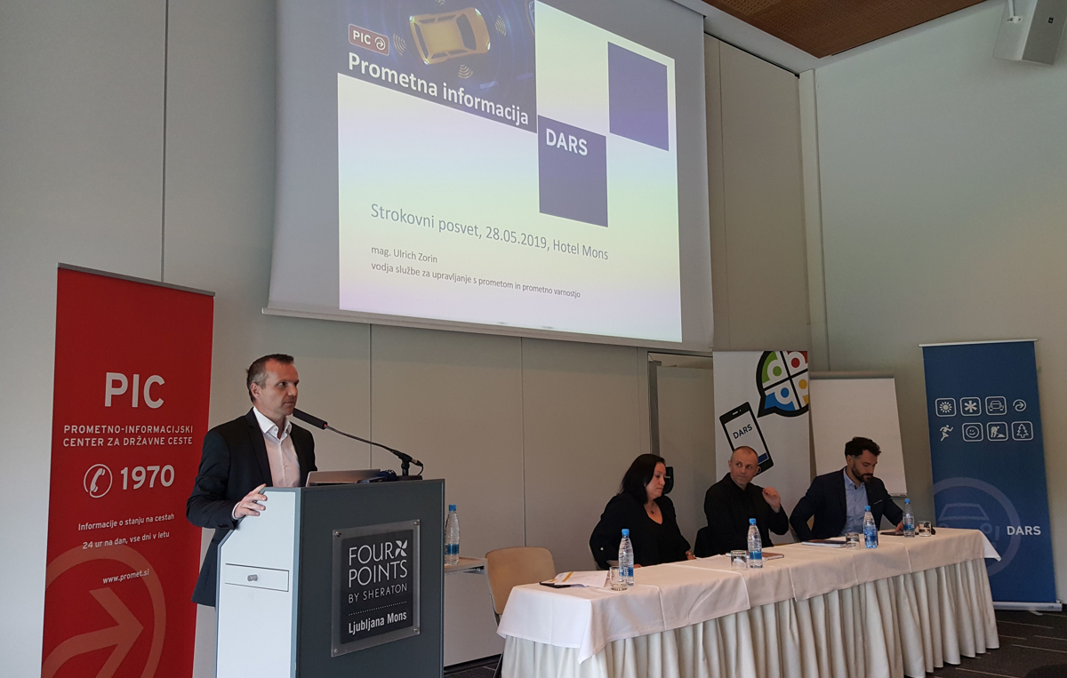 Že kmalu zastoji na cestah, kako se pred potjo dobro opremiti z informacijami?