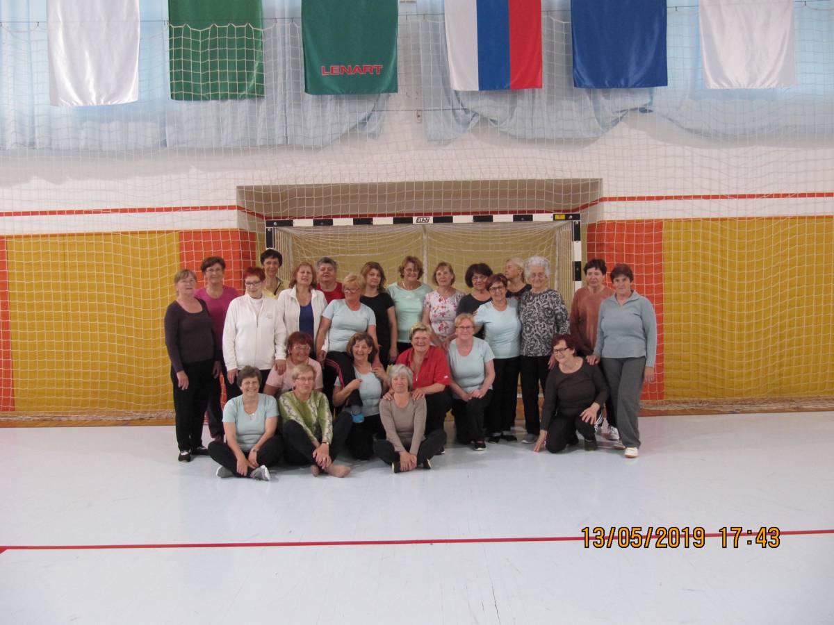 Telovadke iz Voličine: Po vadbi še zaplešejo